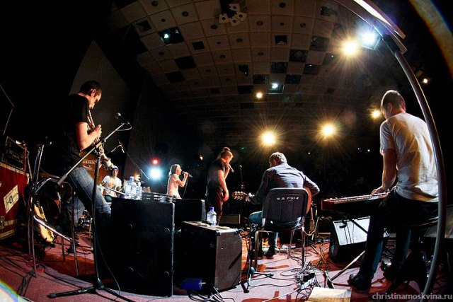 ����, 2010