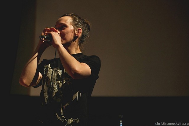 ����, 2010